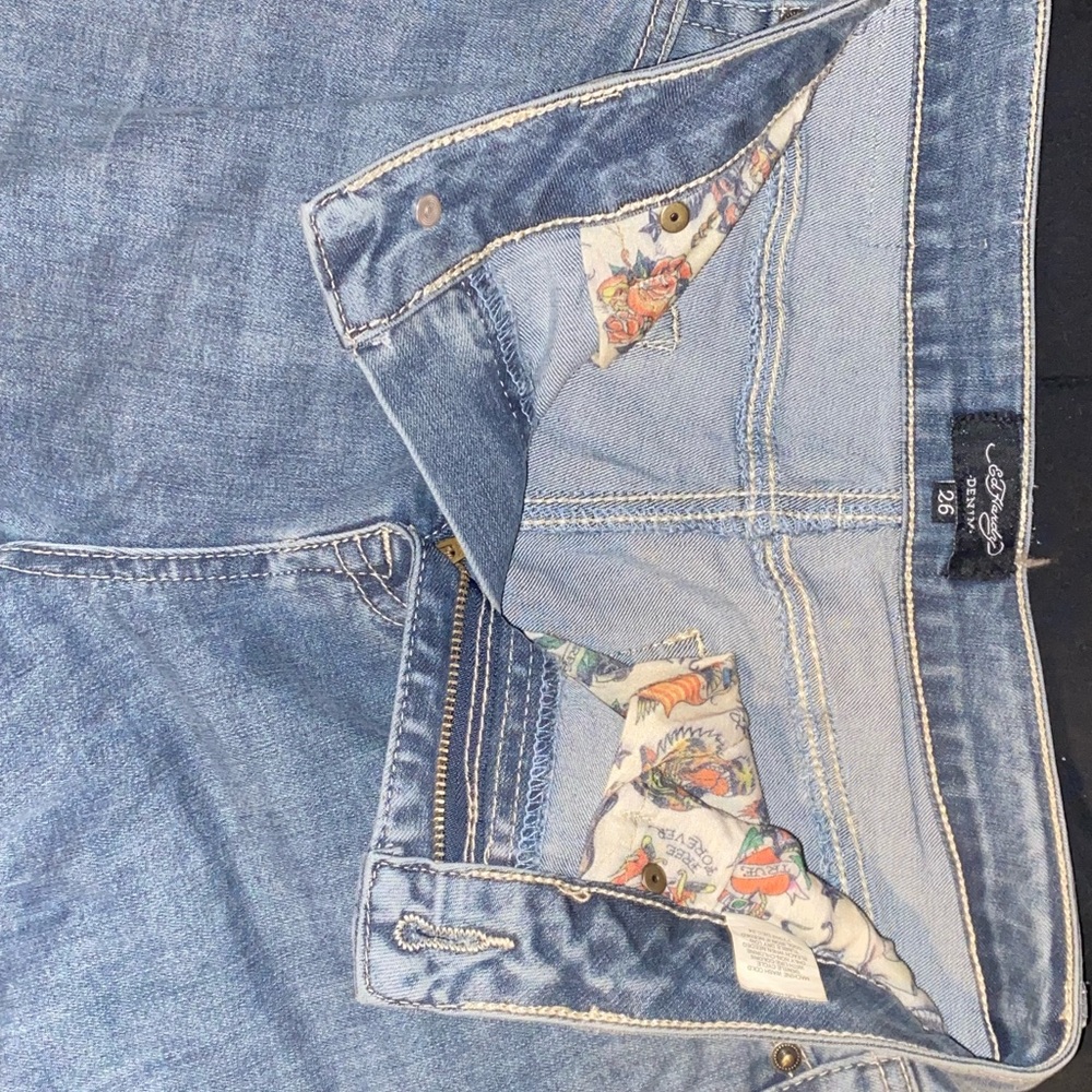 Blue Denim Jeans 
Never Worn 
Way Too Big For Me They Are Made For A Tall Girly
